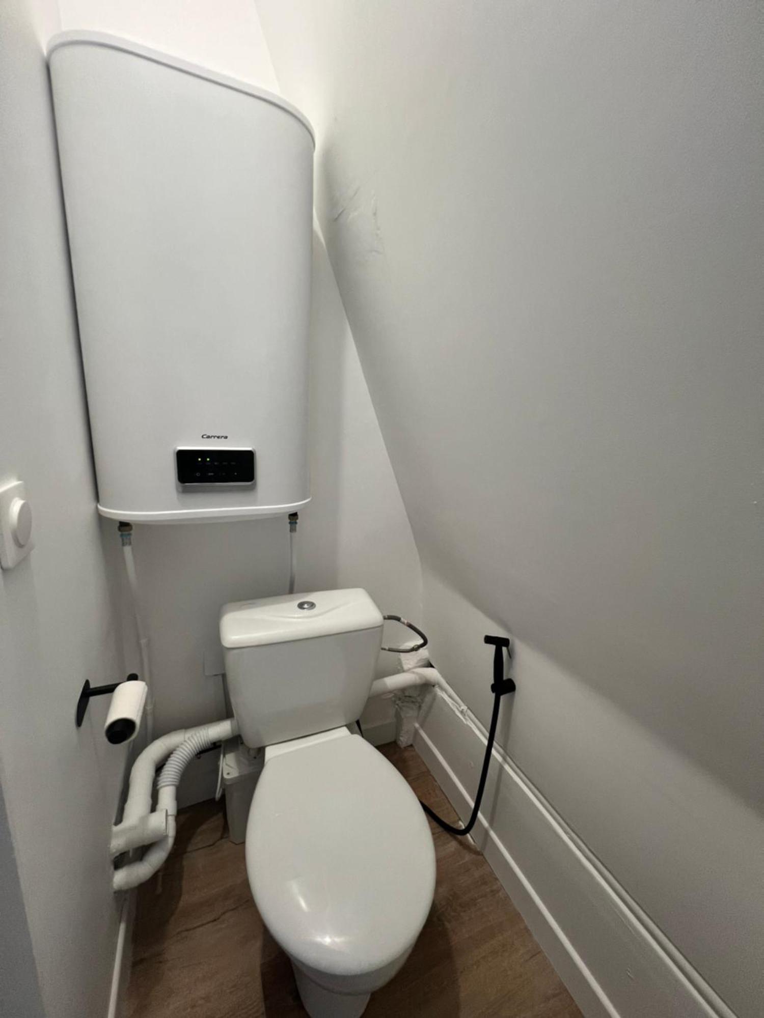 Batignolles, Montmartre Chambre 12M2 , Metro 13 Et 14 París Exterior foto